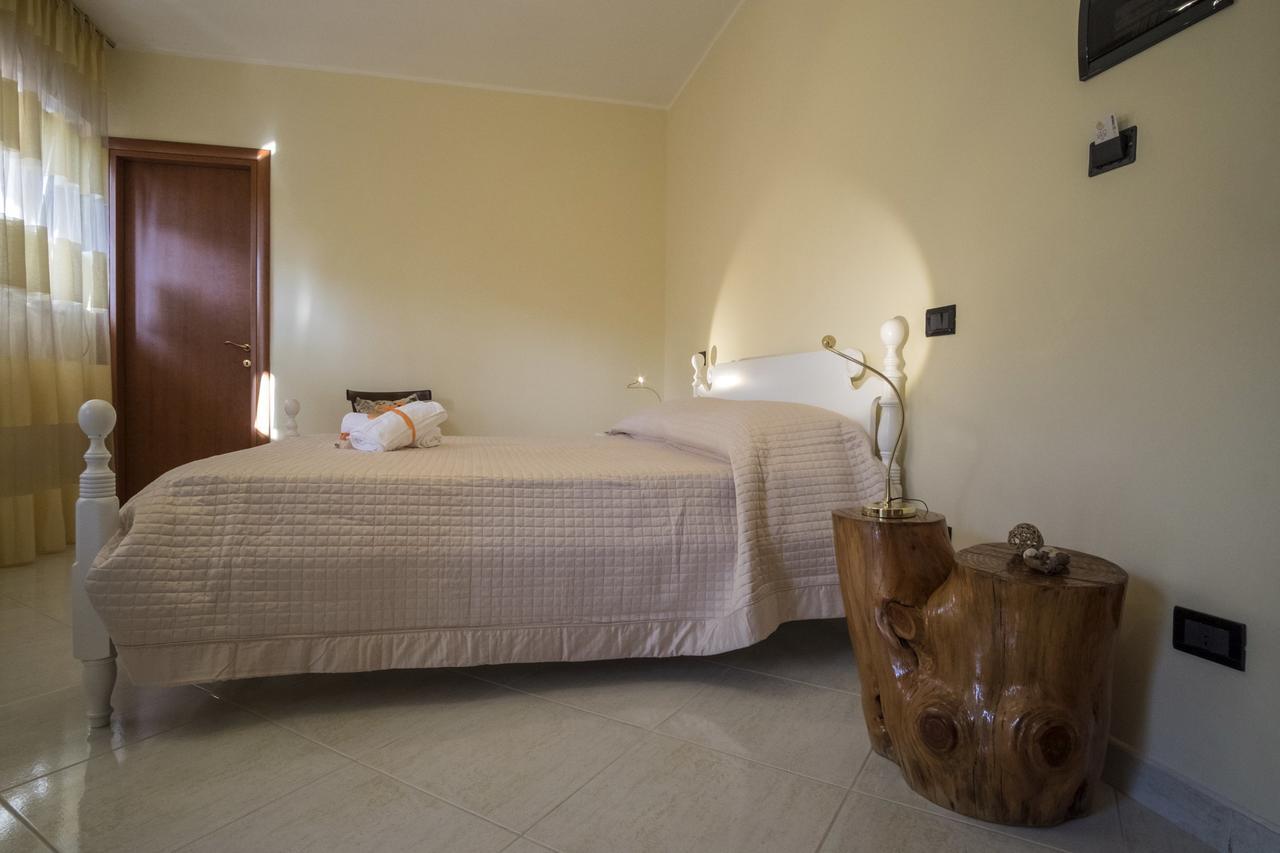 Geo House Bed & Breakfast Termoli Bagian luar foto