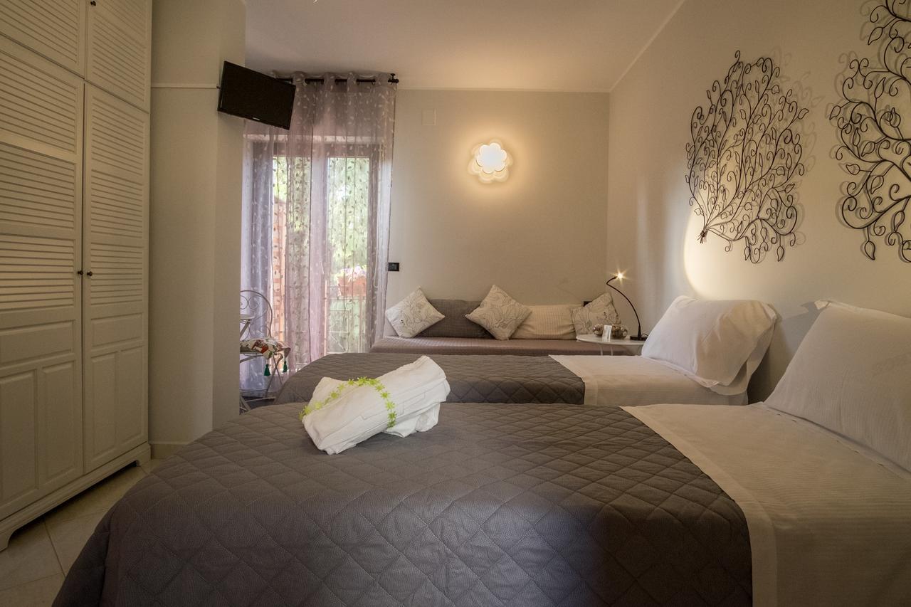 Geo House Bed & Breakfast Termoli Bagian luar foto